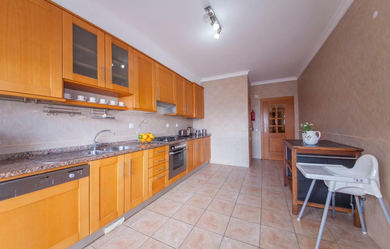 100m² 2 Slaapkamer, 2 Privé Badkamer In São Sebastião Lagos