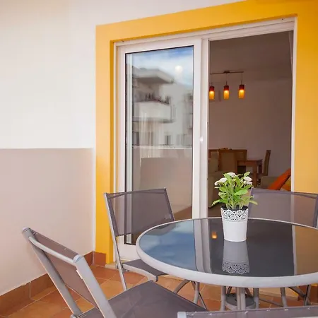 B41 - Windmill Modern With Pool Apartment Lagos Exterior photo