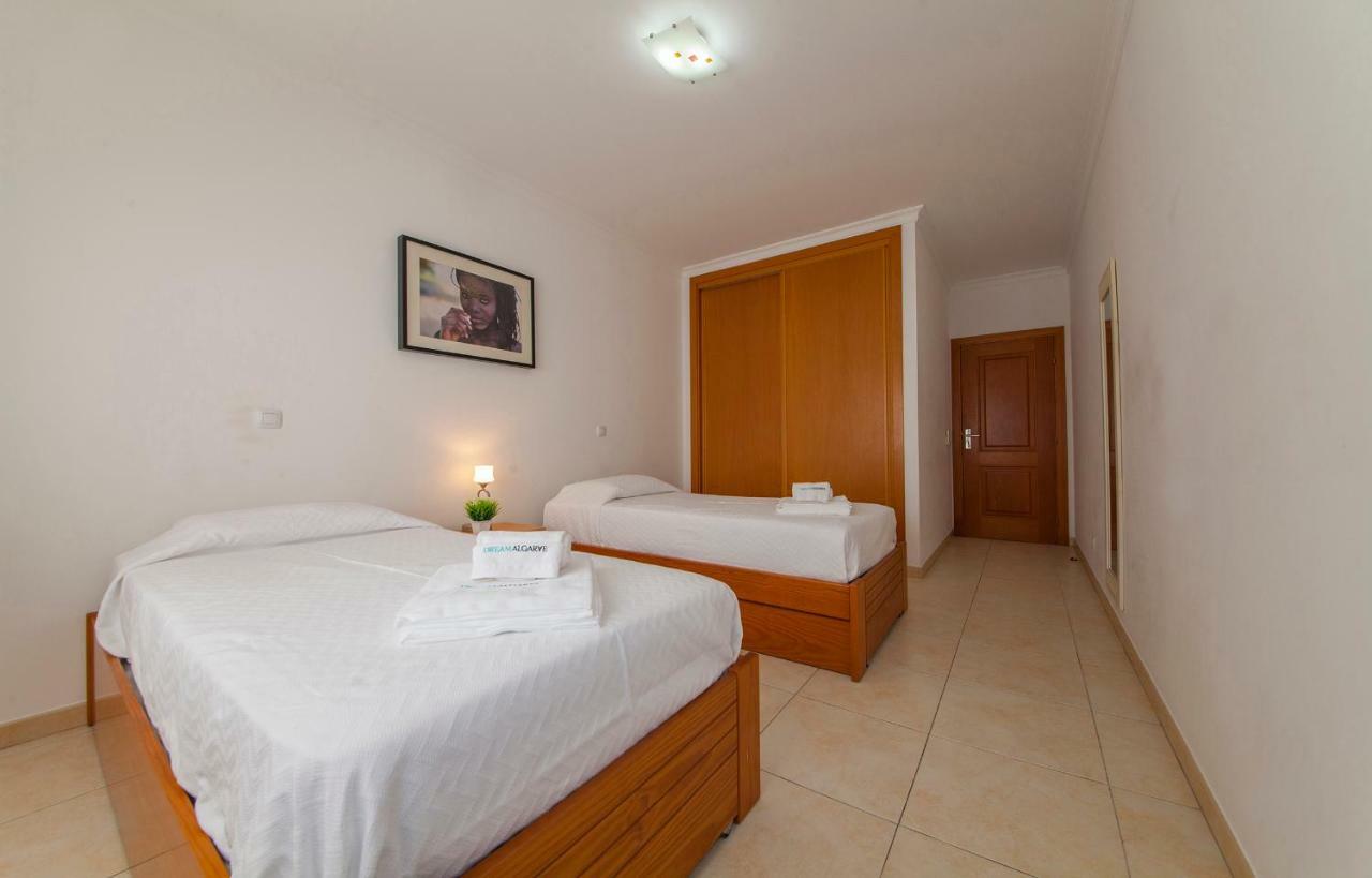 Apartment B41 - Windmill Modern With Pool Lagos