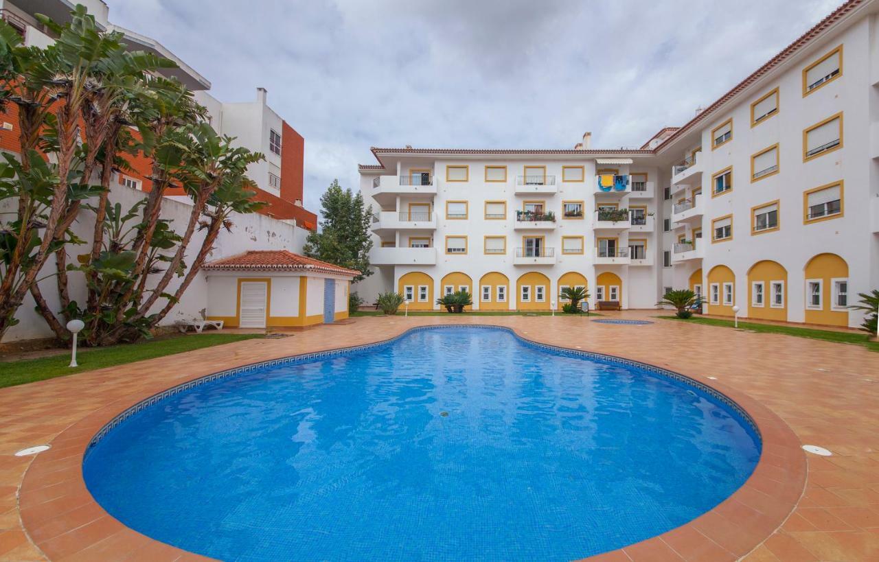 B41 - Windmill Modern With Pool Apartment *