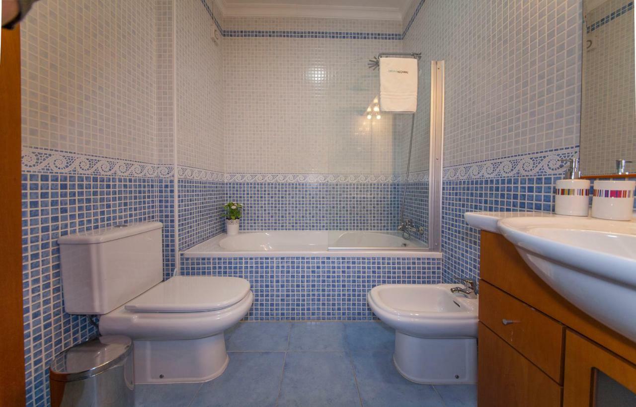 B41 - Windmill Modern With Pool Apartment Lagos