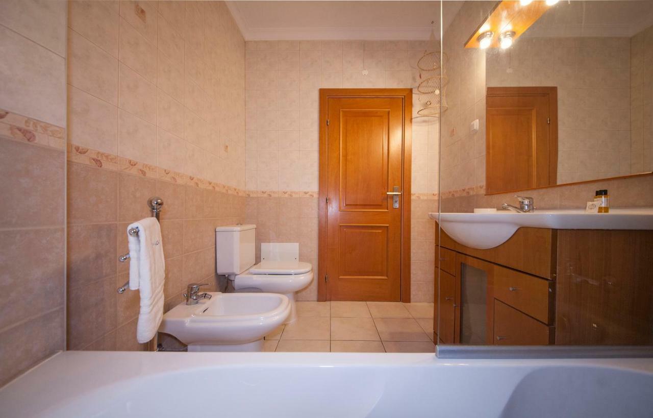 B41 - Windmill Modern With Pool Apartment *